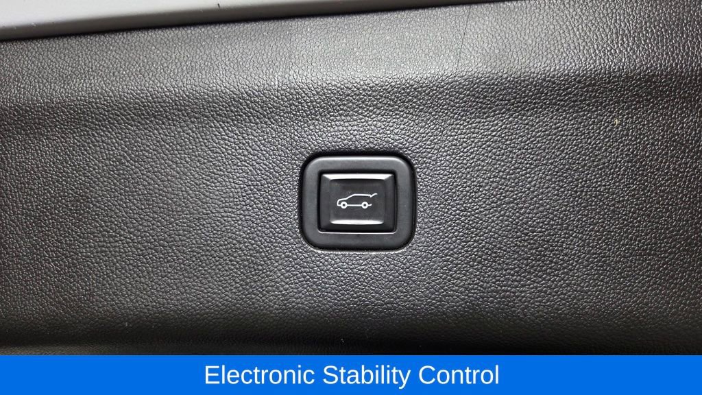 Used 2021 Buick Enclave Essence w/ LPO, Floor Liner Package image 11