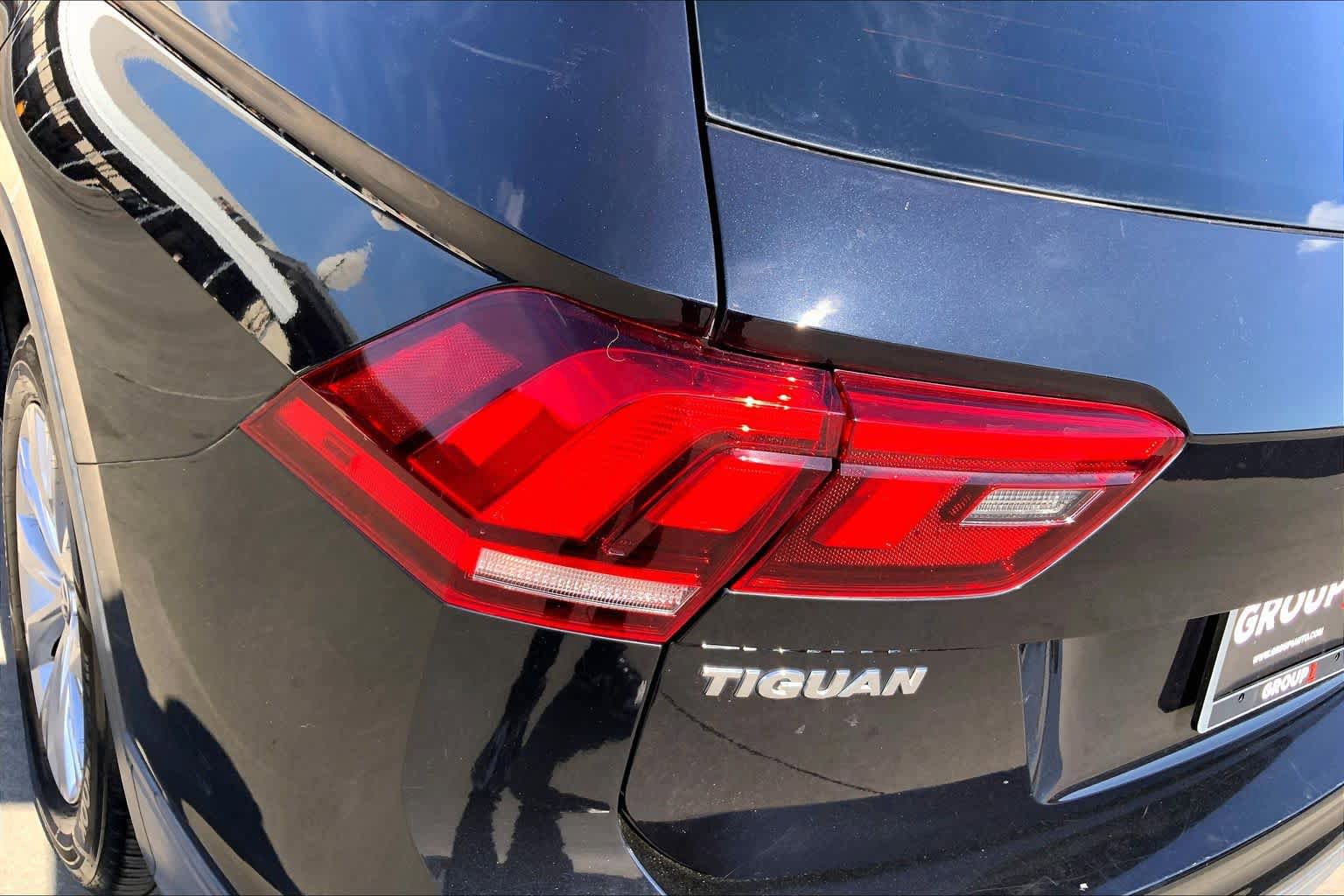 Used 2018 Volkswagen Tiguan S FWD image 27
