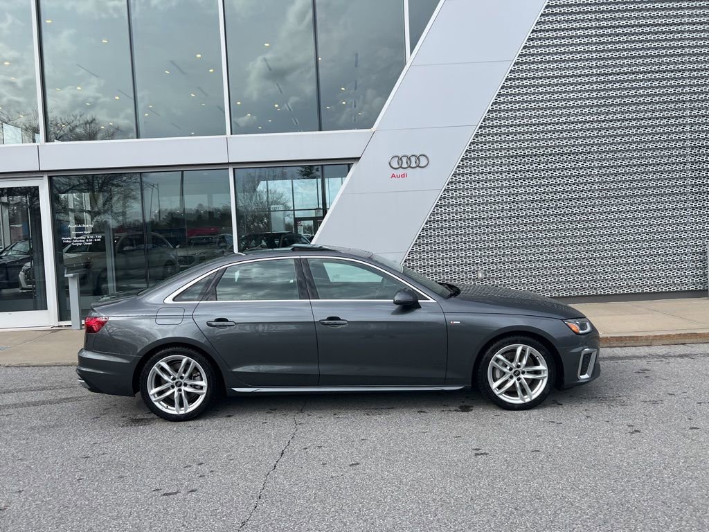 Used 2023 Audi A4 2.0T Premium w/ Convenience Package image 18
