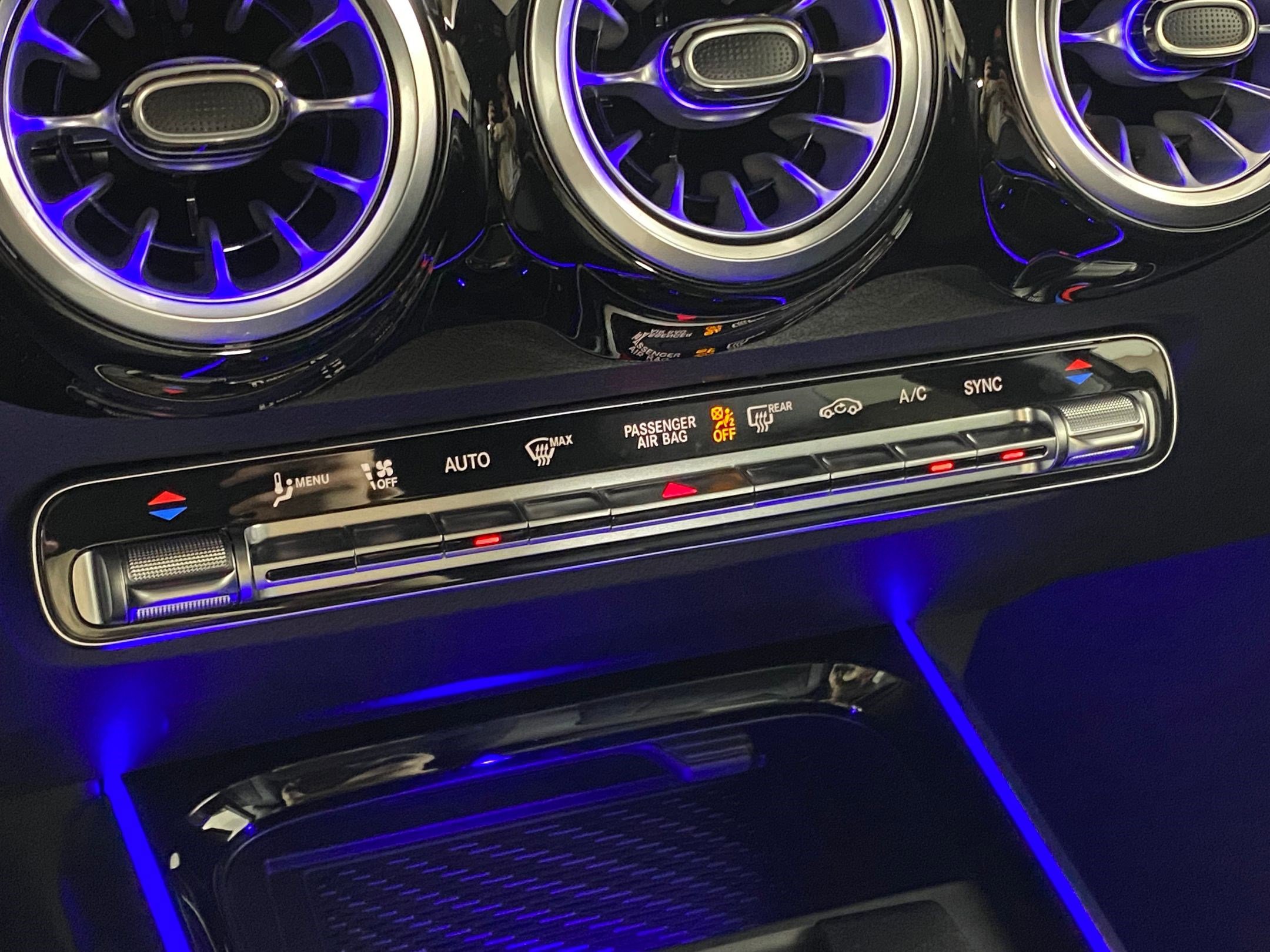 New 2025 Mercedes-Benz GLB 250 4MATIC image 25