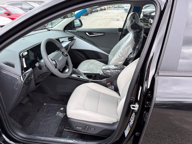 New 2026 Kia Niro EX FWD image 10