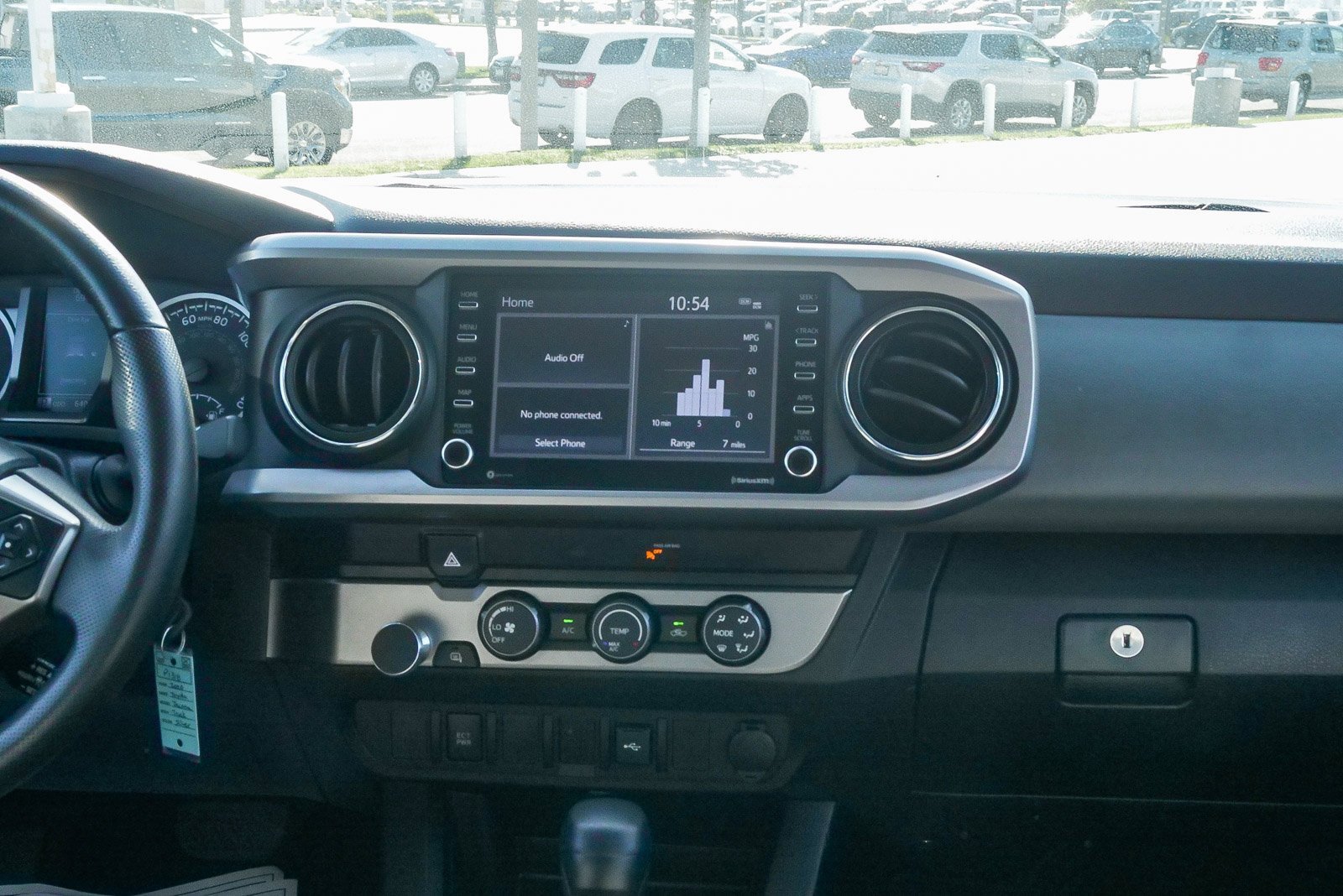 Used 2020 Toyota Tacoma SR5 image 12