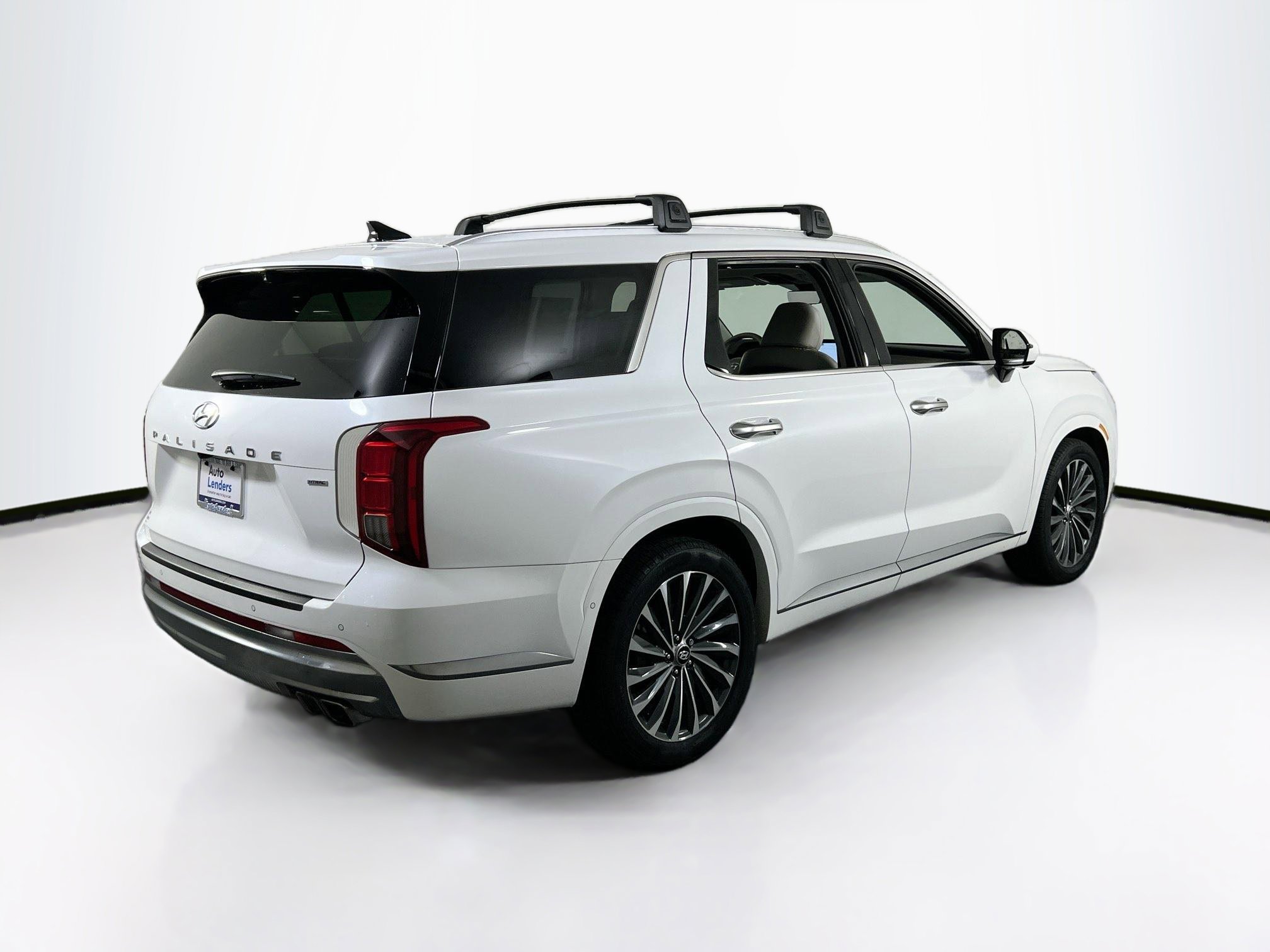 Used 2023 Hyundai Palisade Calligraphy image 5