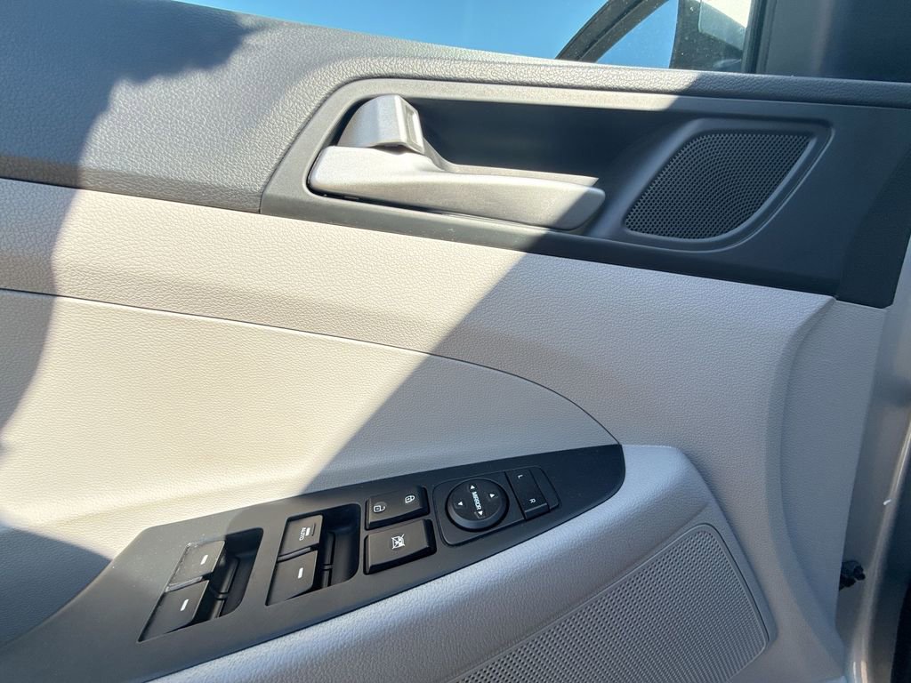 Used 2020 Hyundai Tucson SEL image 15