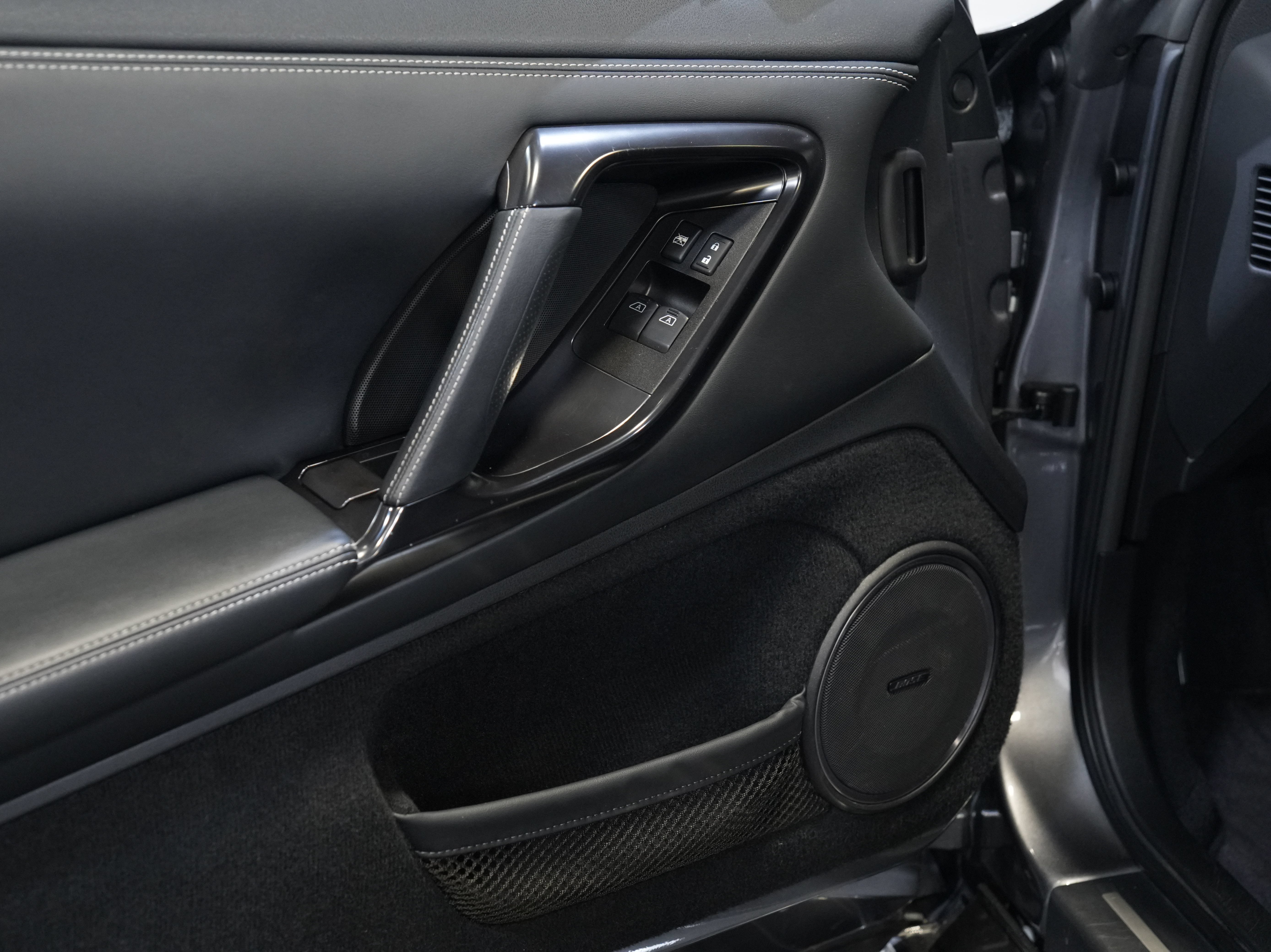 Used 2014 Nissan GT-R Premium AWD/4WD image 24