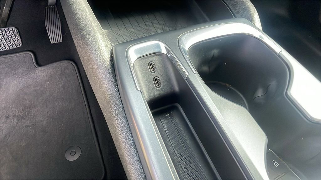 Used 2025 Chevrolet Equinox EV LT FWD image 16