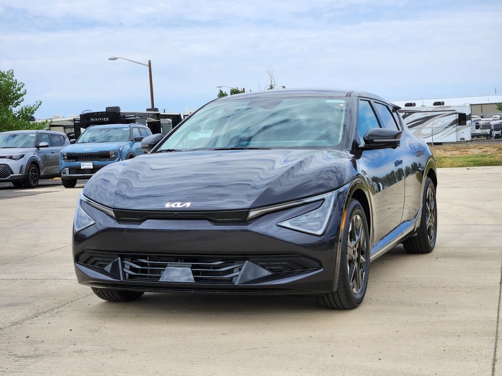 New 2026 Kia EV6 Wind AWD/4WD image 4