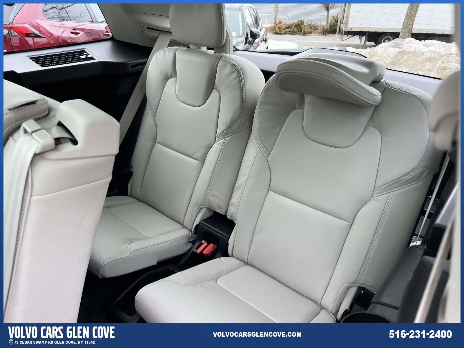 Used 2026 Volvo XC90 B6 Ultra w/ Protection Package image 11