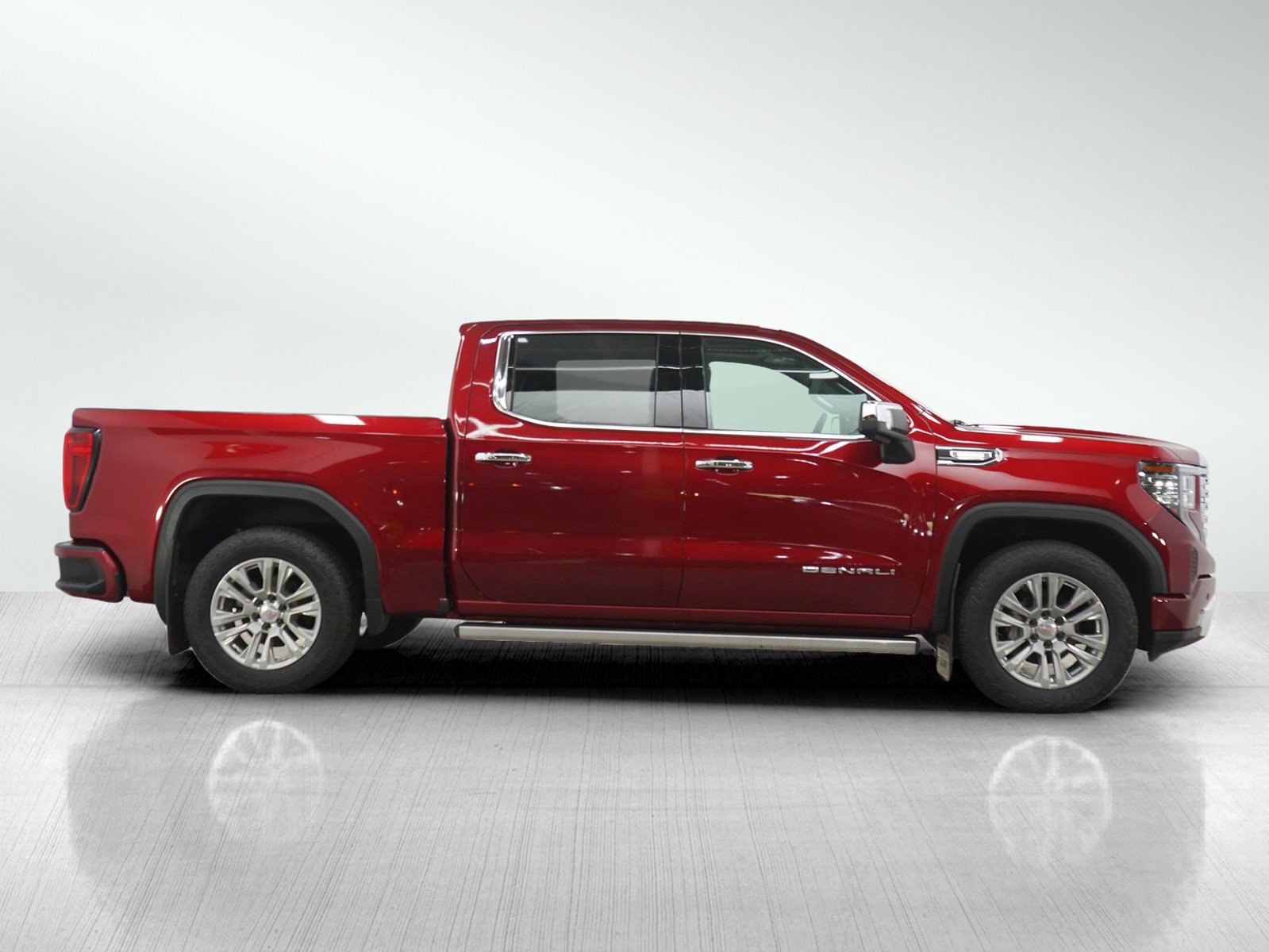 Used 2024 GMC Sierra 1500 Denali w/ Denali Reserve Package AWD/4WD image 7