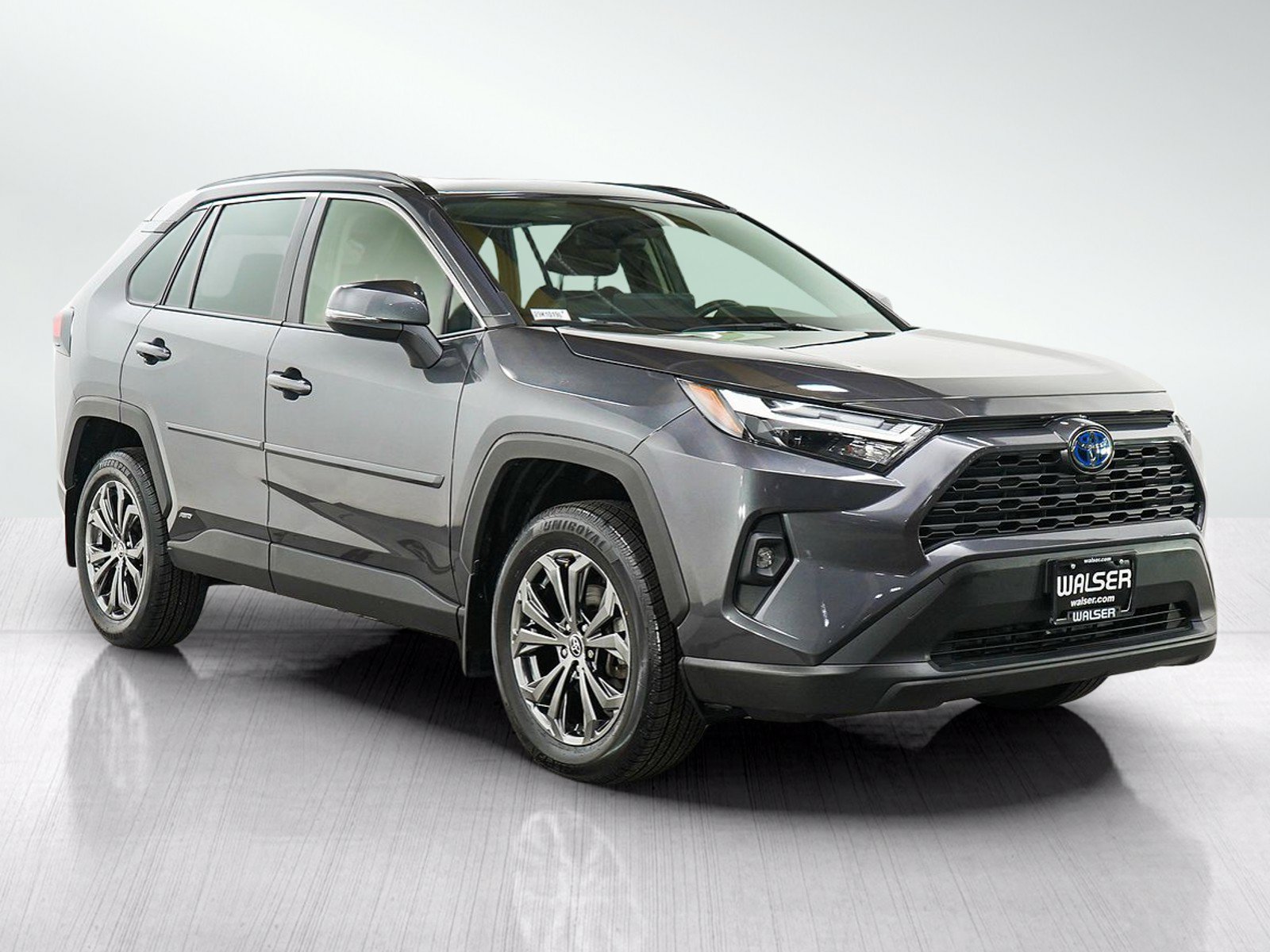 Used 2023 Toyota RAV4 XLE Premium AWD/4WD image 8
