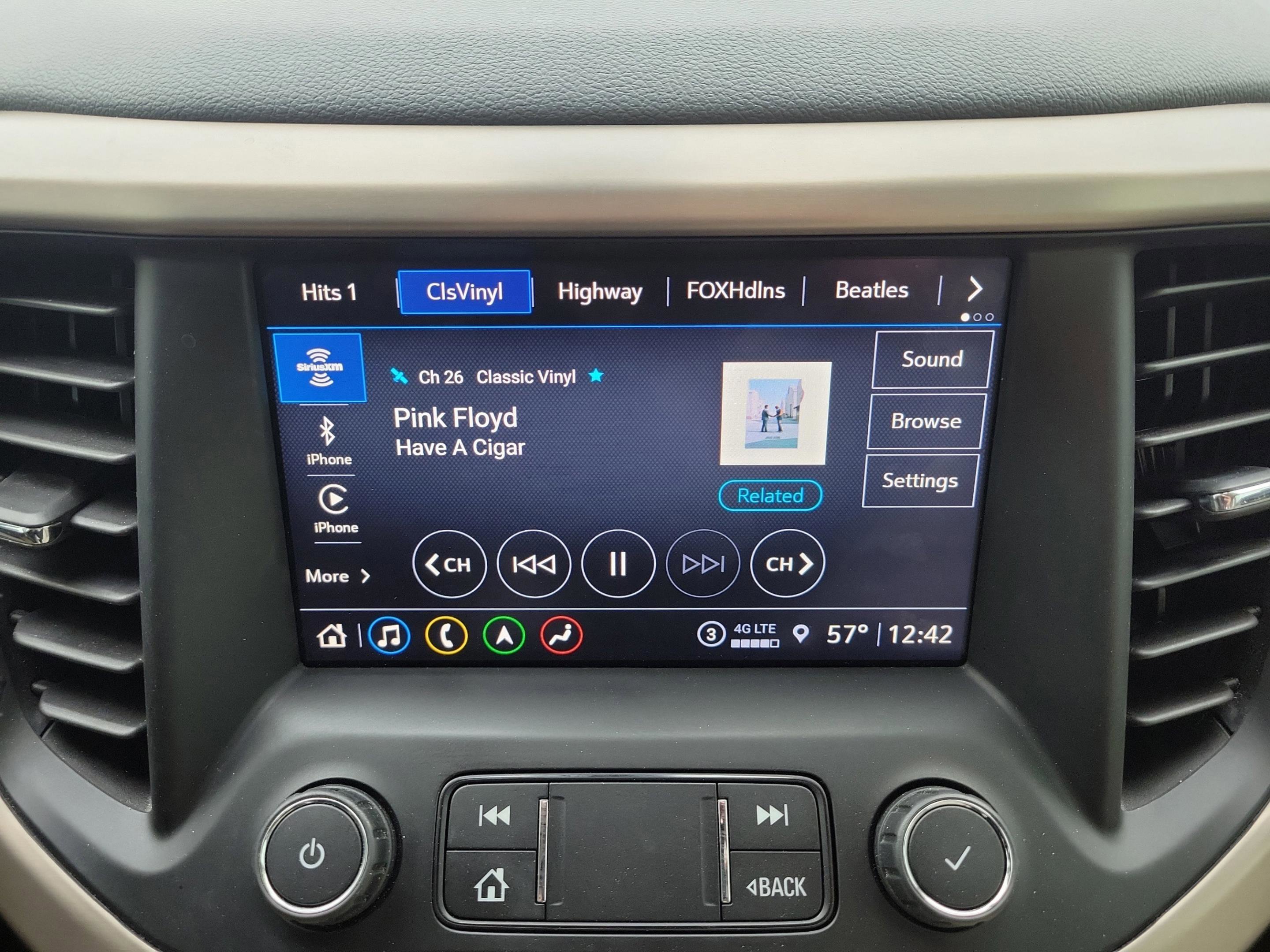 Used 2021 GMC Acadia Denali w/ Denali Technology Package image 25