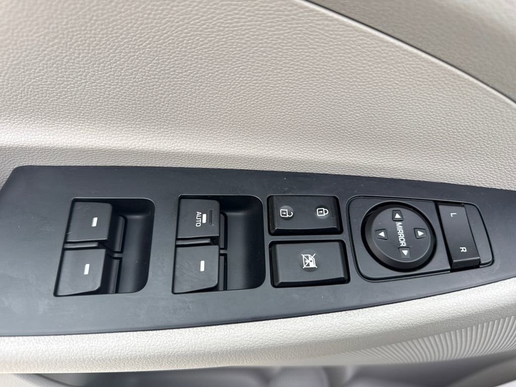 Used 2021 Hyundai Tucson Value image 15