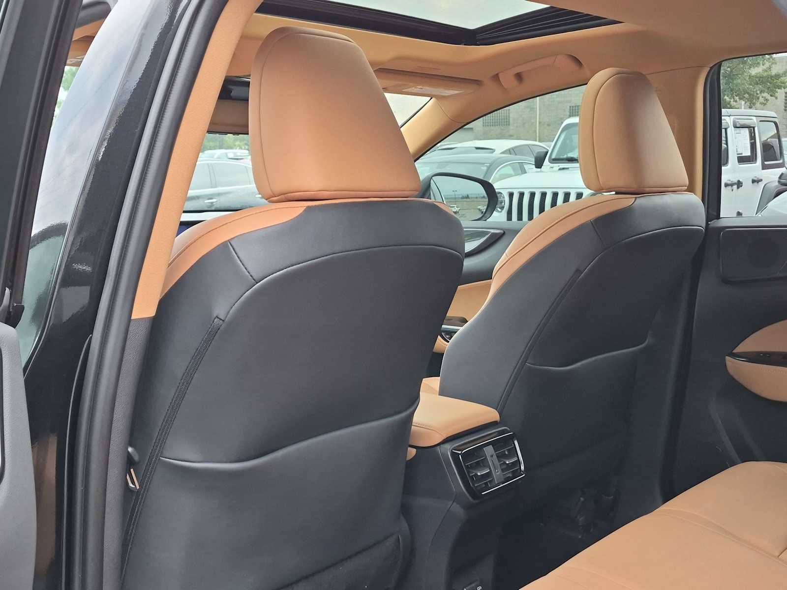 Used 2022 Lexus NX 350 AWD image 19