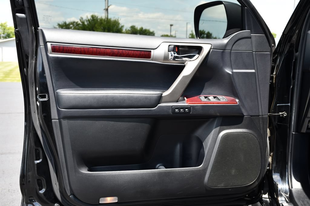 Used 2018 Lexus GX 460 Premium AWD/4WD image 15