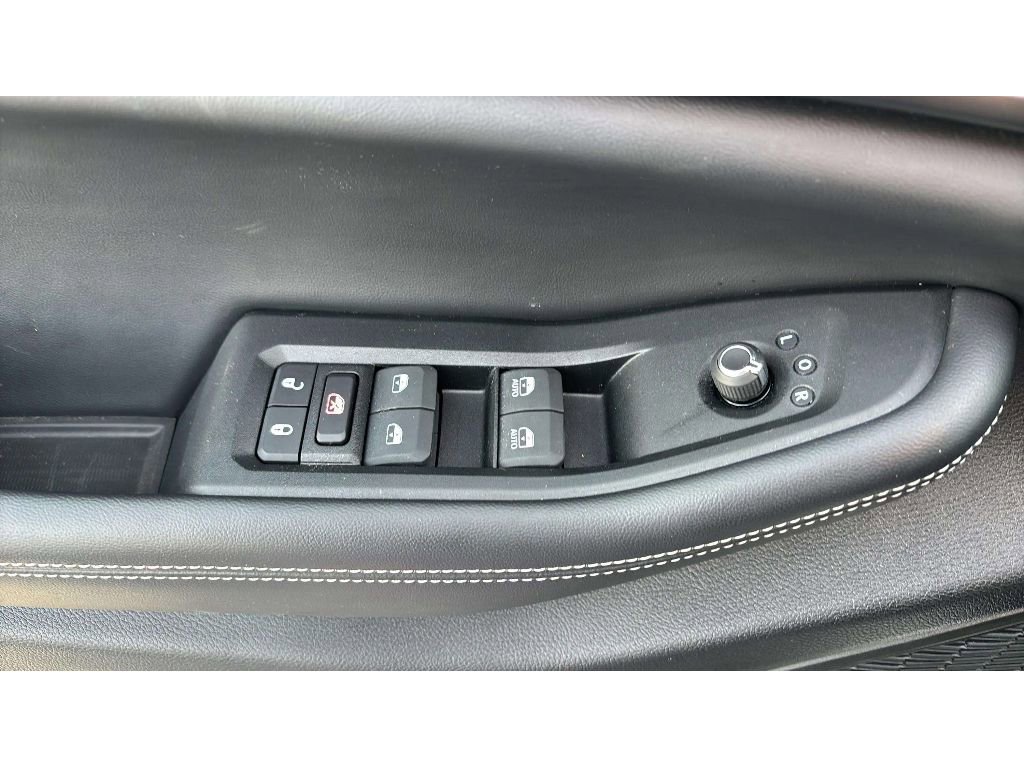 Used 2024 Jeep Grand Cherokee Laredo image 18