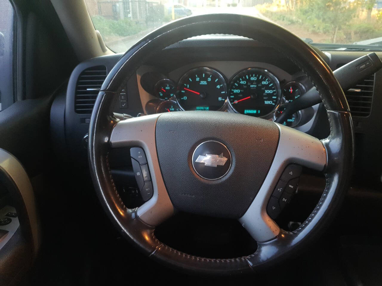 Used 2008 Chevrolet Silverado 3500 LT w/ EZ-Lift Tailgate Package RWD image 43