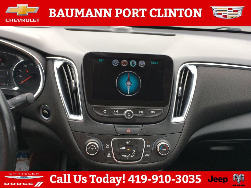 Used 2018 Chevrolet Malibu LT w/ Driver Confidence Package FWD image 21