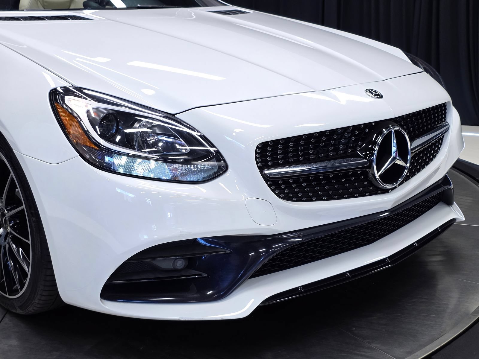 Used 2019 Mercedes-Benz SLC 300 image 46