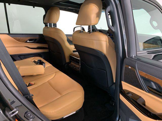 Certified 2025 Lexus LX 600 4WD w/ Interior Upgrade Package image 41