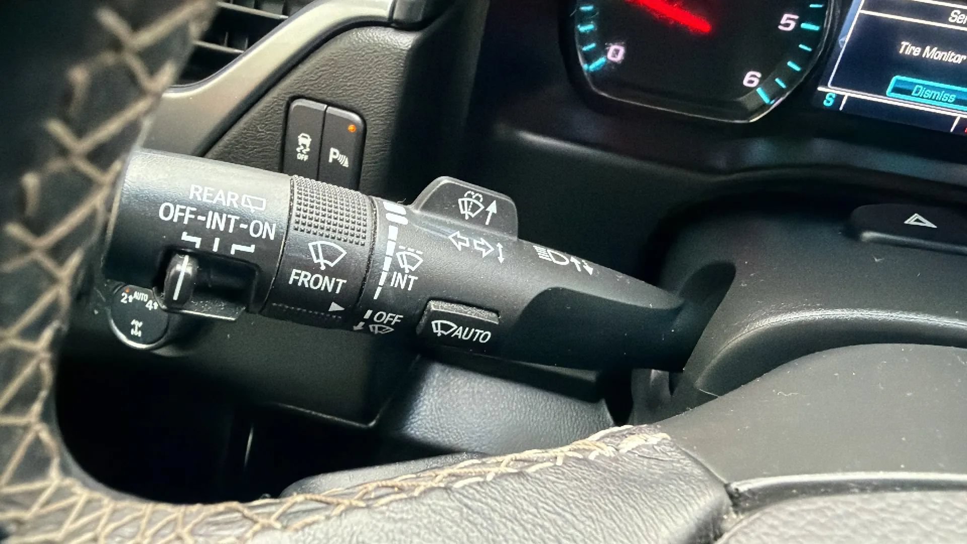 Used 2019 Chevrolet Tahoe LS AWD/4WD image 13