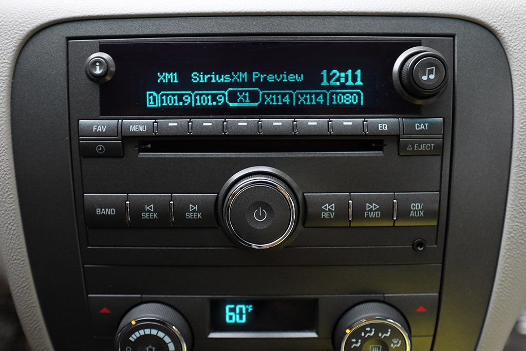 Used 2009 Buick Lucerne CX FWD image 36