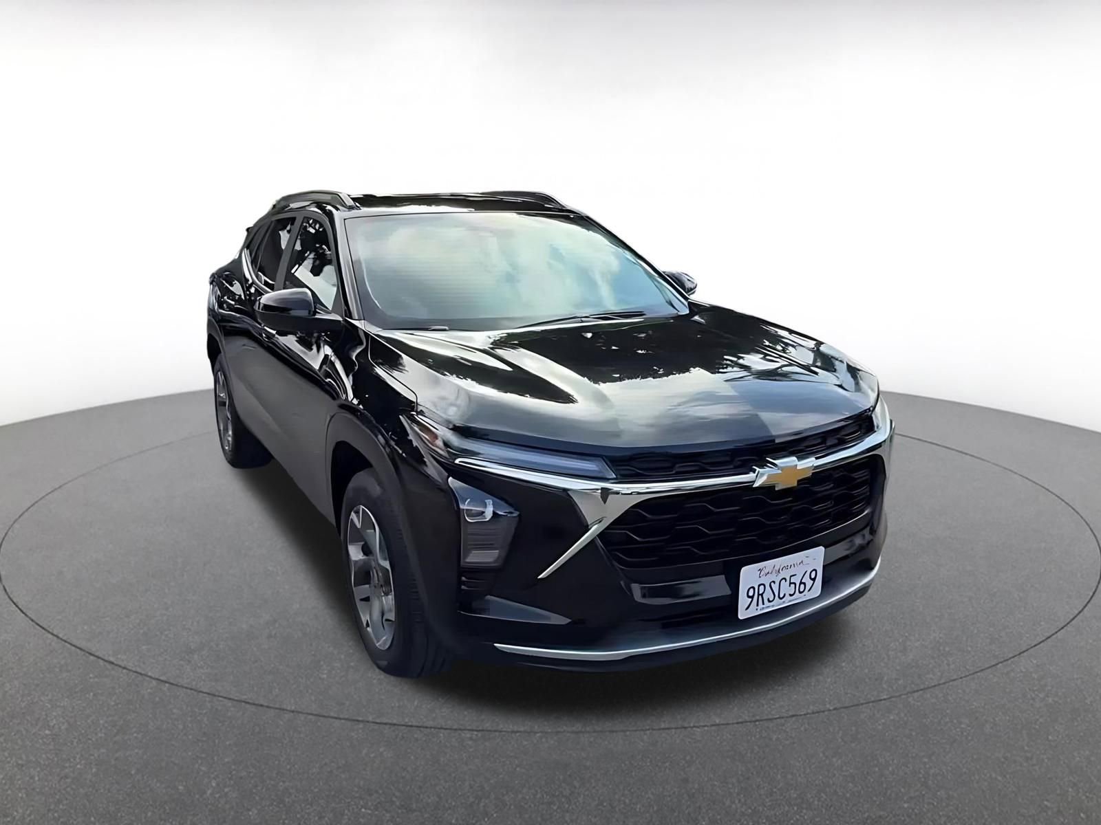 Used 2025 Chevrolet Trax LT FWD video 2