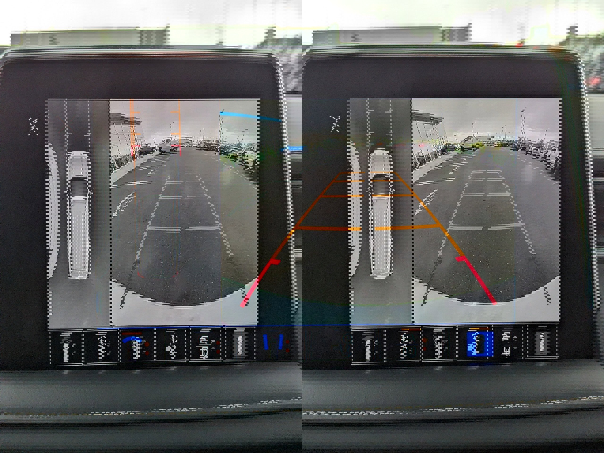 Used 2022 GMC Yukon SLT w/ SLT Luxury Plus Package image 24