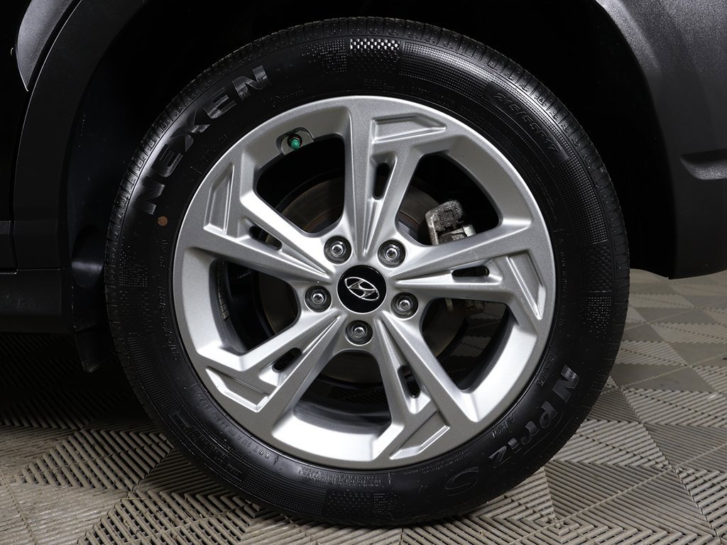 Used 2023 Hyundai Kona SEL w/ Cargo Package image 18