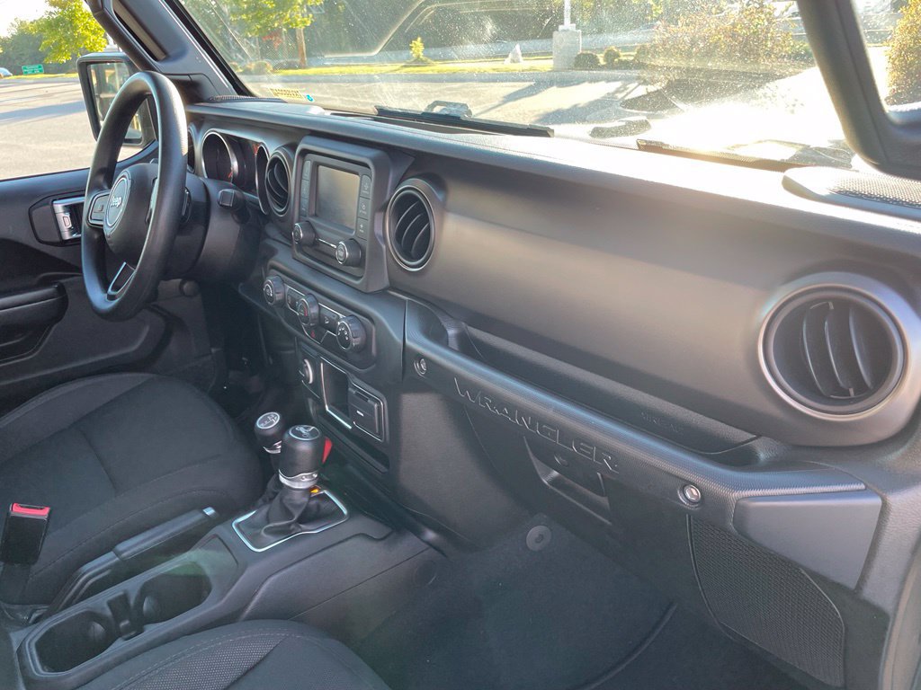 Used 2019 Jeep Wrangler Sport AWD/4WD image 28