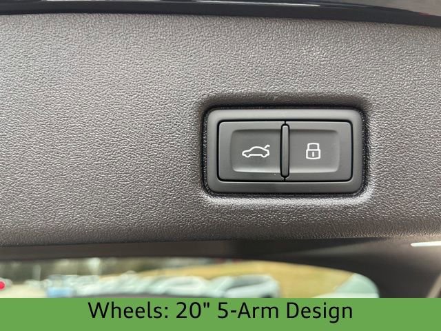 New 2025 Audi Q5 Prestige image 28