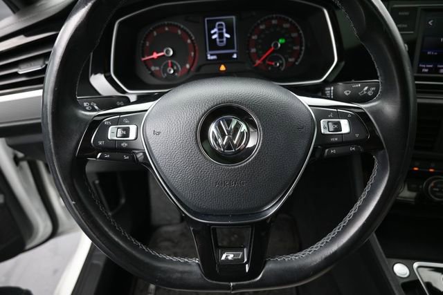 Used 2019 Volkswagen Jetta R-Line w/ R-Line Cold Weather Package FWD image 16