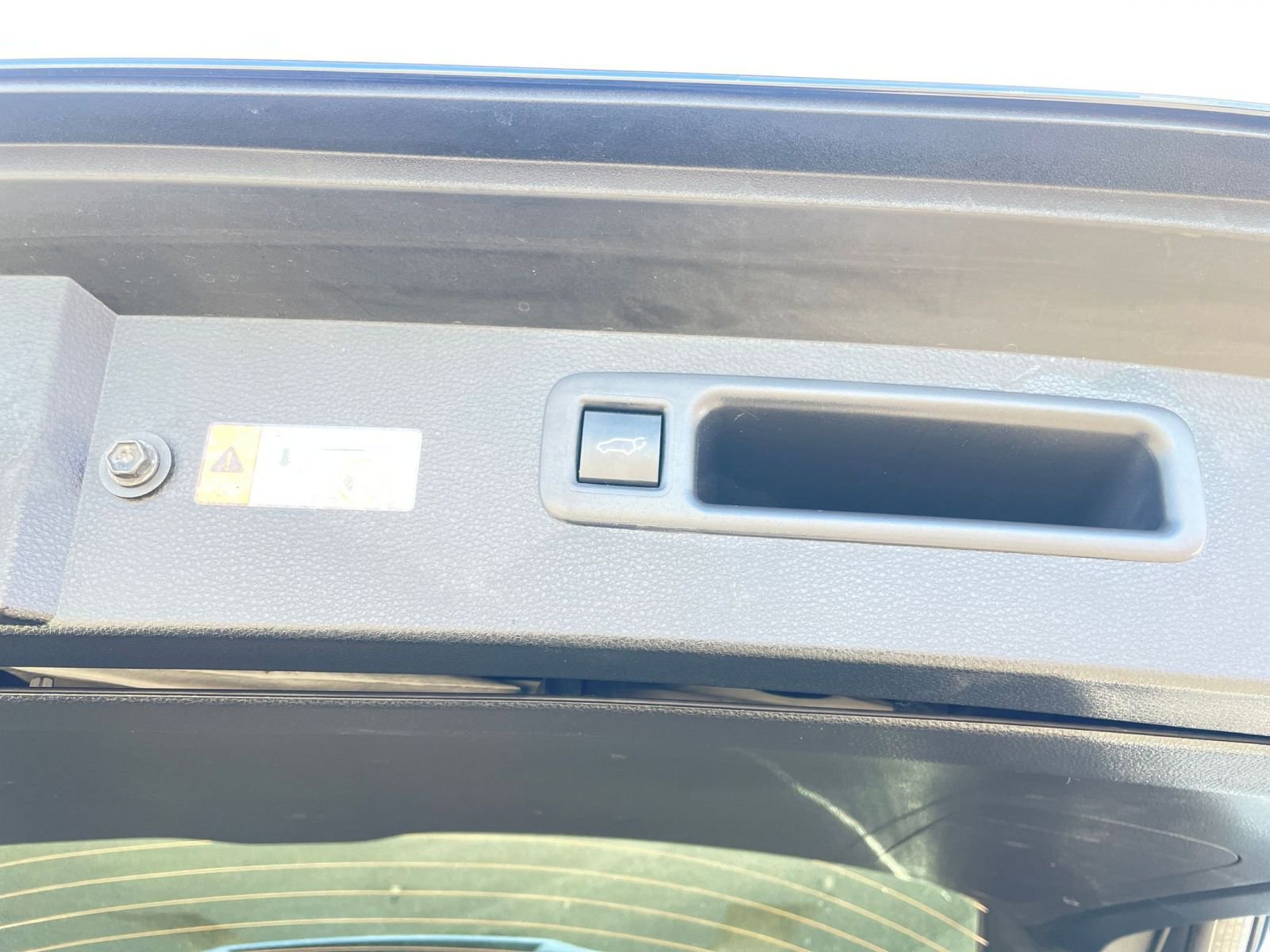 Used 2025 Toyota Highlander LE image 23