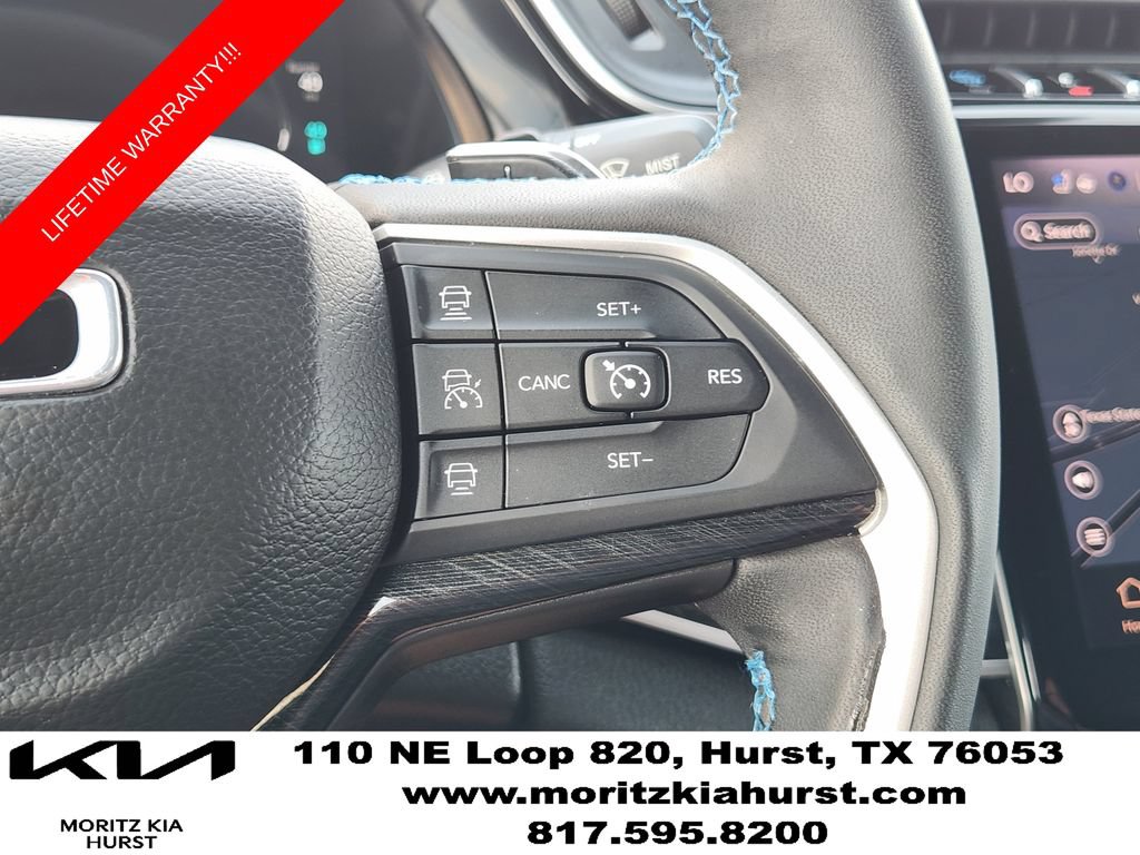 Used 2023 Jeep Grand Cherokee Trailhawk w/ Advanced Protech Group II AWD/4WD image 27
