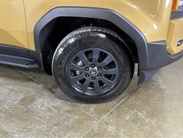 Used 2025 Toyota Land Cruiser image 14