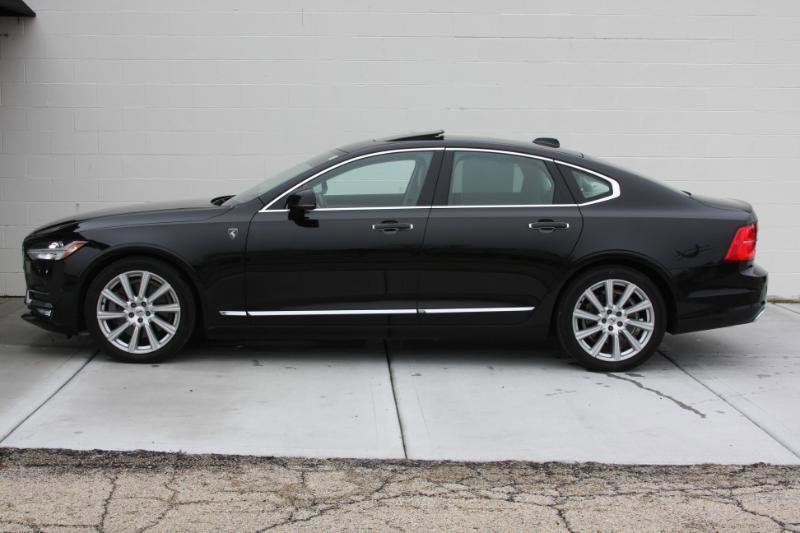 Used 2017 Volvo S90 T6 Inscription w/ Vision Package image 12