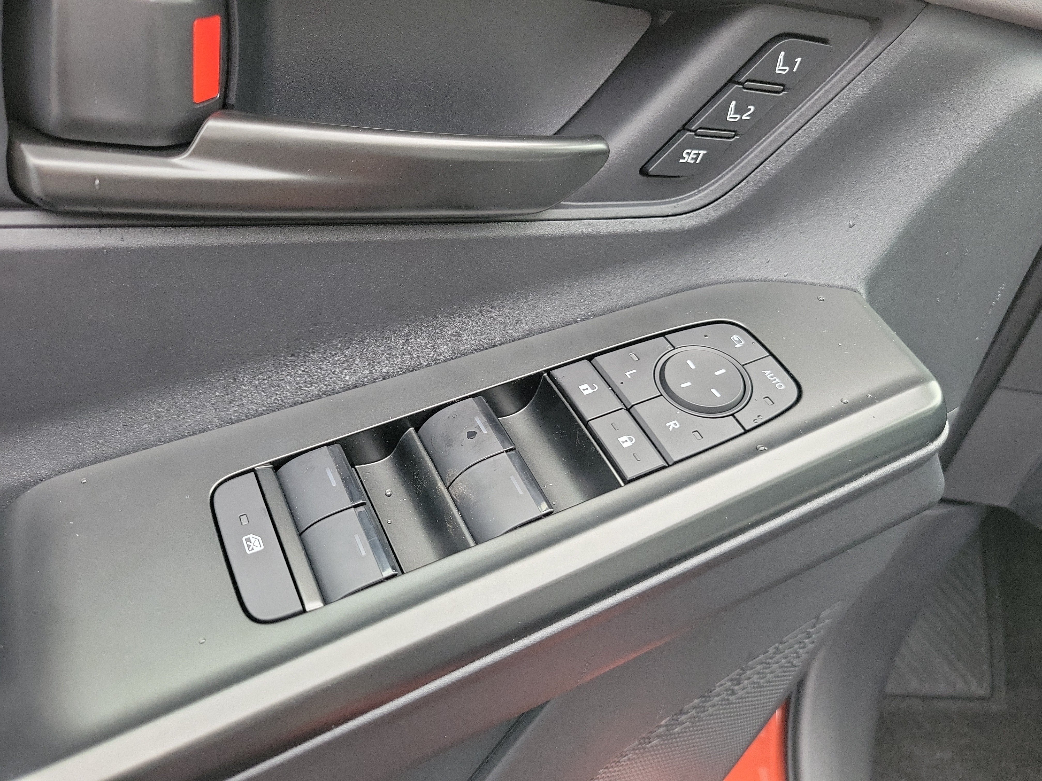 New 2026 Toyota C-HR AWD/4WD image 21