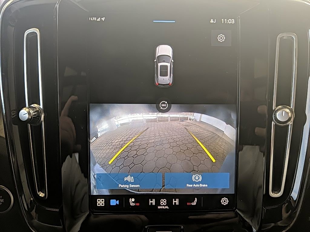 Used 2023 Volvo XC40 B5 Plus w/ Driver Assist Package image 20