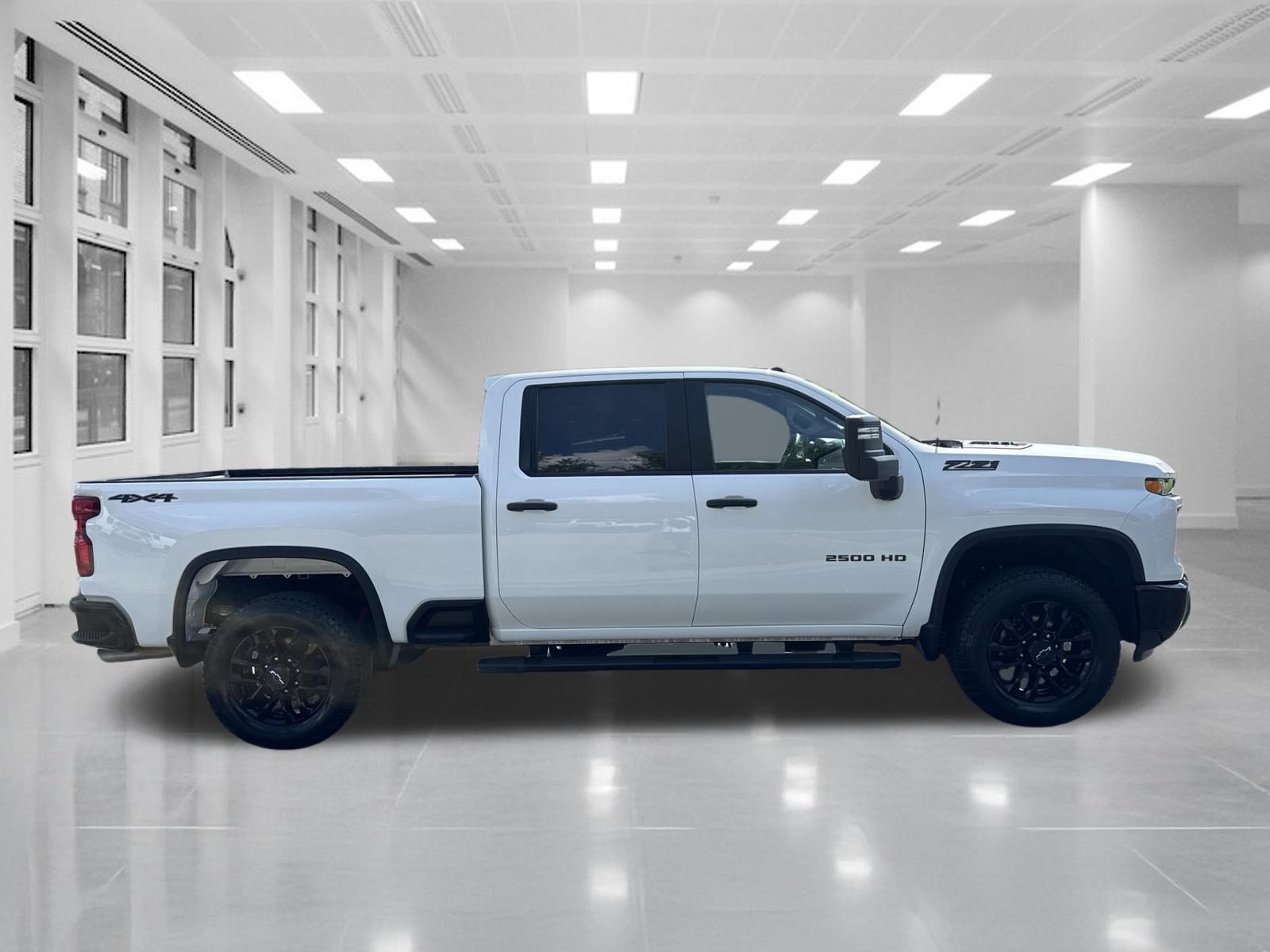 Used 2025 Chevrolet Silverado 2500 Custom w/ Custom Value Package AWD/4WD image 4
