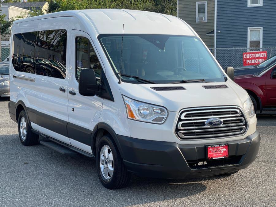 Used 2018 Ford Transit 350 XLT RWD image 3