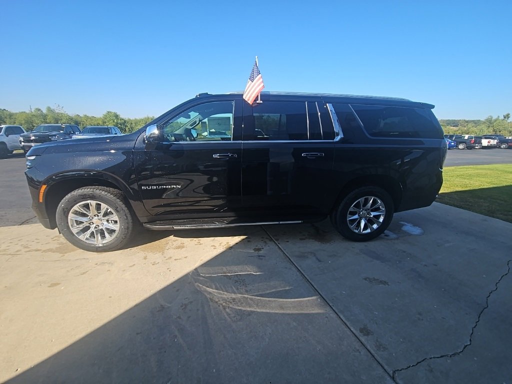New 2026 Chevrolet Suburban Premier image 4