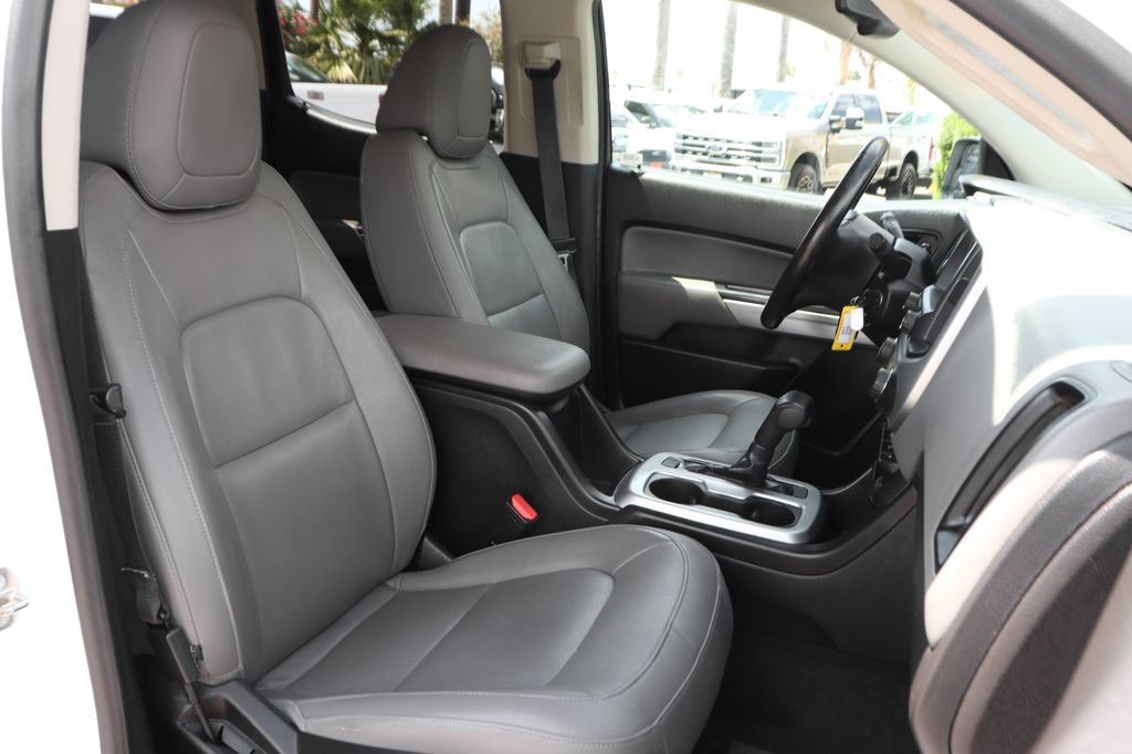 Used 2015 Chevrolet Colorado LT w/ Luxury Package RWD image 41