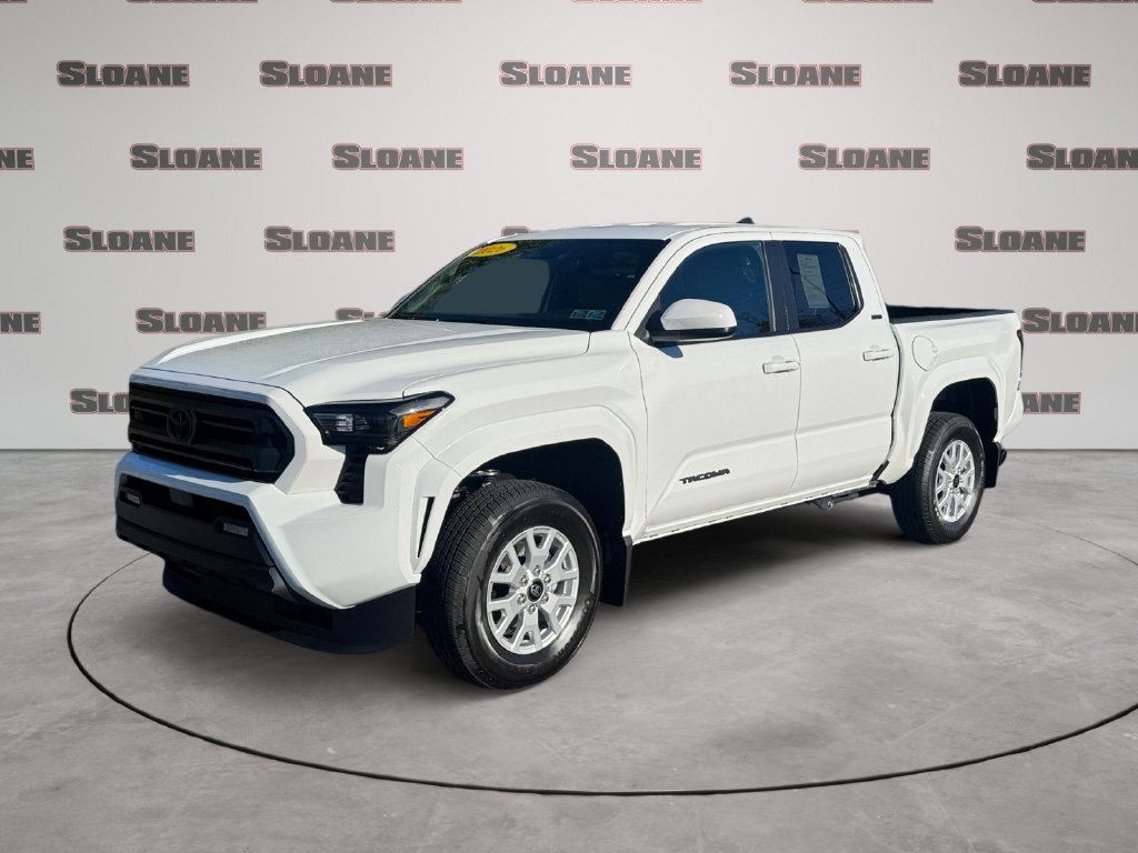 Used 2026 Toyota Tacoma SR5 AWD/4WD image 1