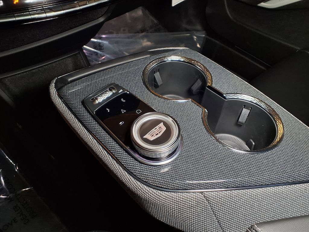 New 2026 Cadillac Optiq Sport 1 image 19