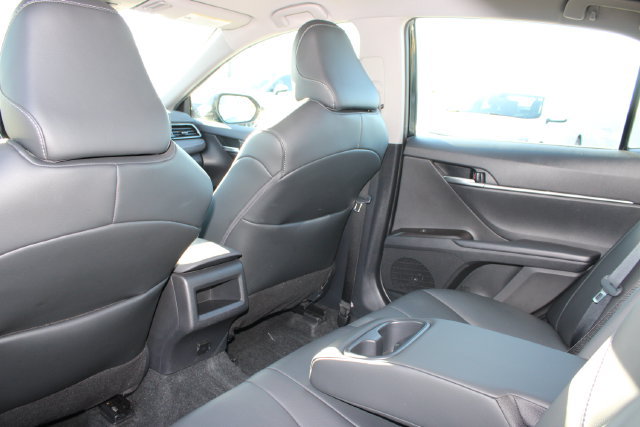 Used 2024 Toyota Camry SE w/ Convenience Package FWD image 8