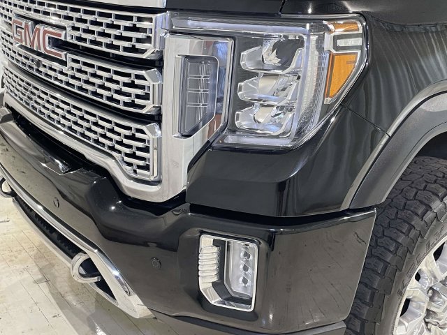 Used 2023 GMC Sierra 3500 Denali w/ Denali Ultimate Package AWD/4WD image 15