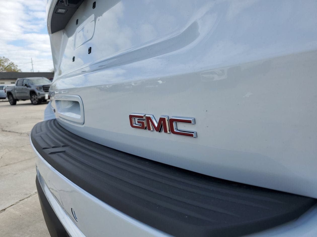 New 2026 GMC Yukon XL Denali w/ Sun & Power Step Package AWD/4WD image 7