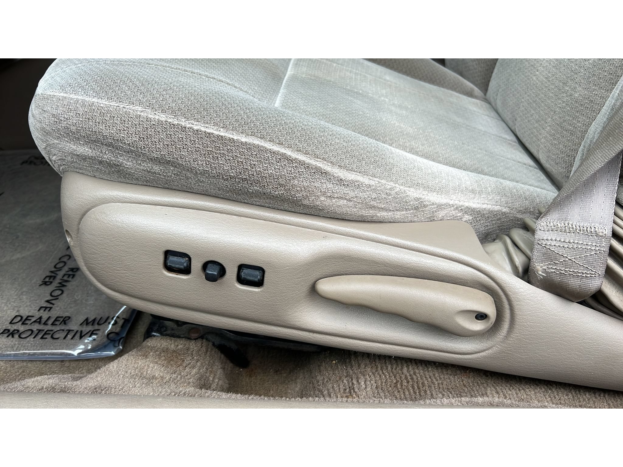 Used 2002 Chrysler Sebring GTC FWD image 24