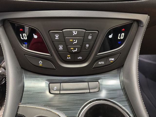 Certified 2020 Buick Envision Essence FWD image 19