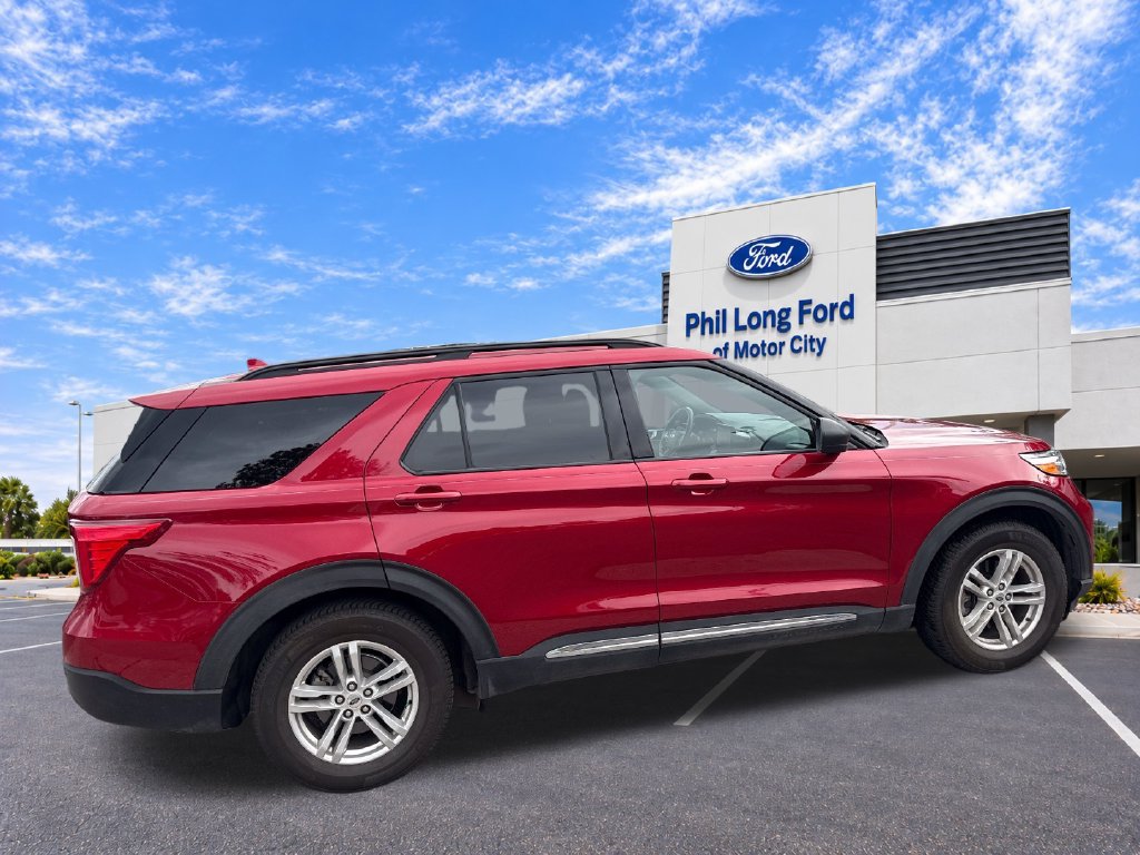 Certified 2020 Ford Explorer XLT RWD image 9