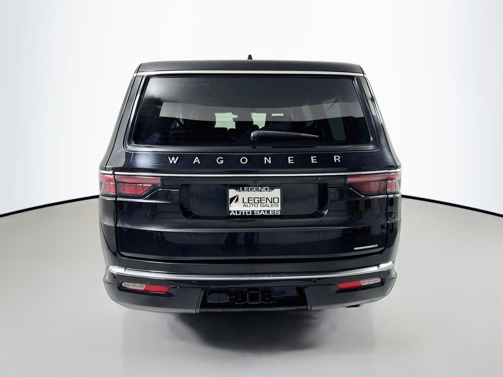 Used 2024 Jeep Wagoneer L Series II RWD image 6